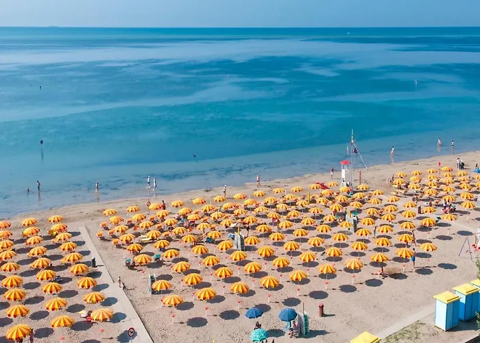 Adorable Seaview Flat At Pineta Grado