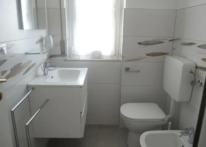 Adorable Seaview Flat At Pineta Appartement Grado