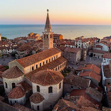 Adorable Seaview Flat At Pineta Градо