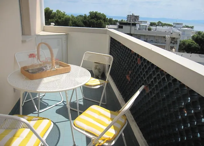 Apartment Adorable Seaview Flat At Pineta *